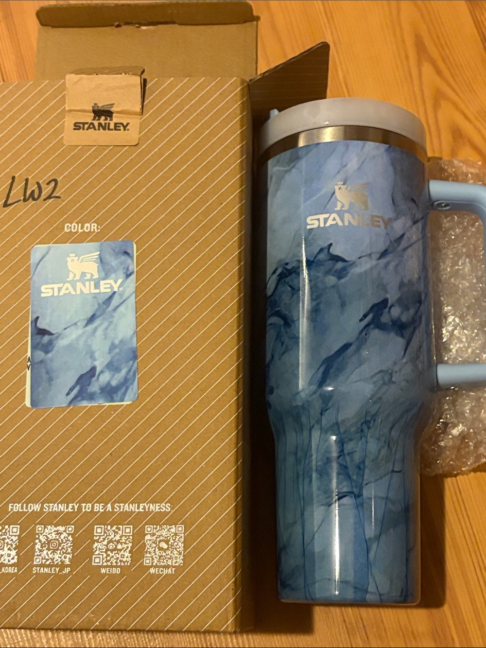 Stanley Blue Marble Travel Mug with Handle 40 oz LW2